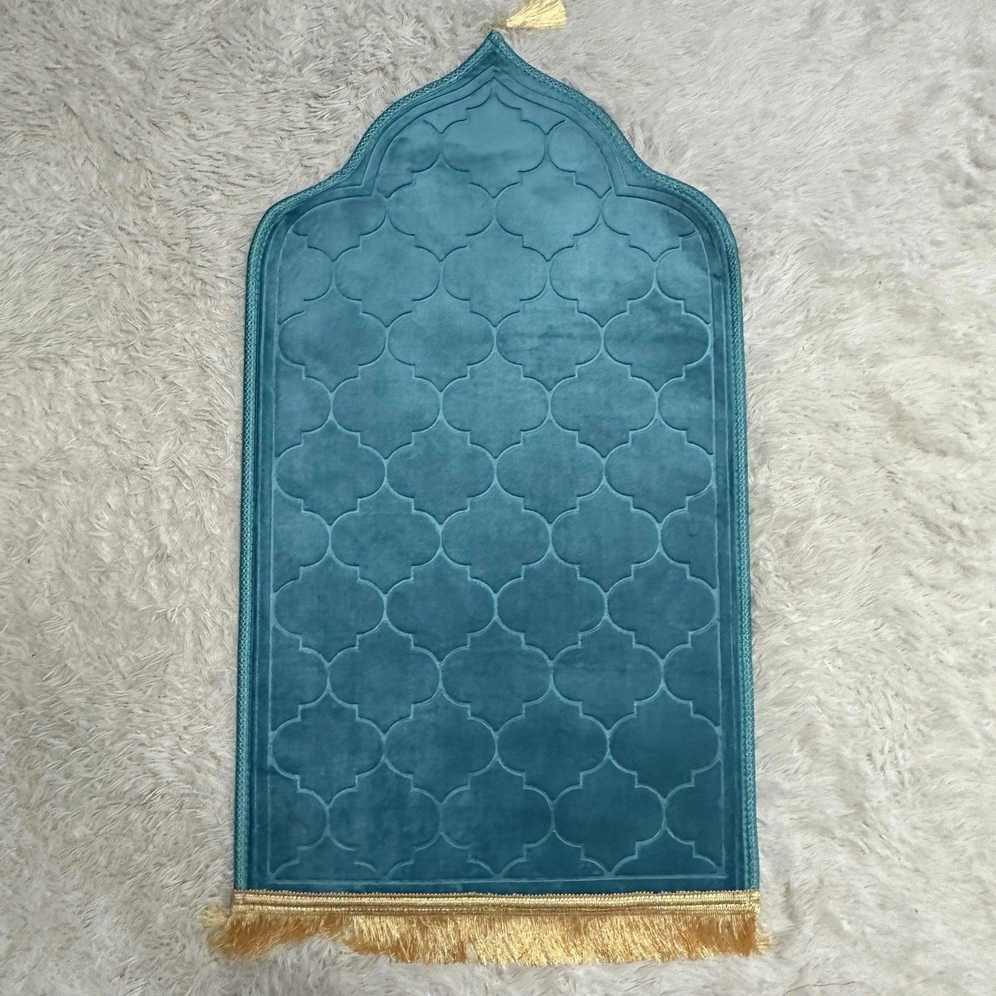 Soft Flannel Prayer Mat – Comfortable, Cushioned Prayer Mat for Daily Use